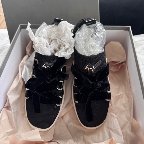 Giuseppe Zanotti Maggie Glittery Velvet Slip On Sneakers W/ Rhinestone Size 7.5 - Picture 9 of 16